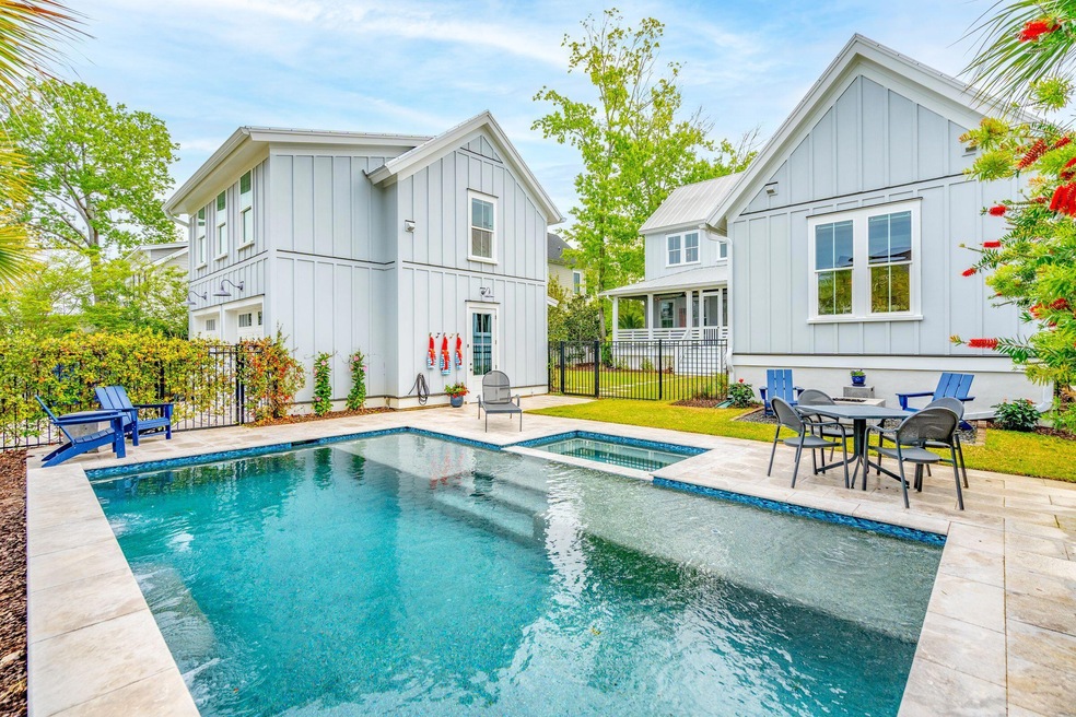 1891 Bolden Dr, Mount Pleasant, SC 29466 - photo 1