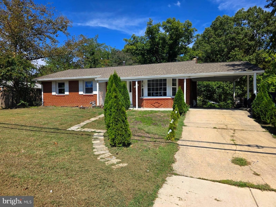 For Sale $449,900 • Co-Listing Agent