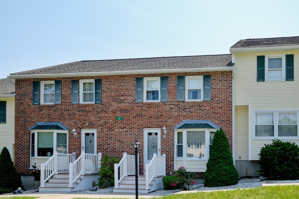 For Sale $349,900 • Co-Listing Agent