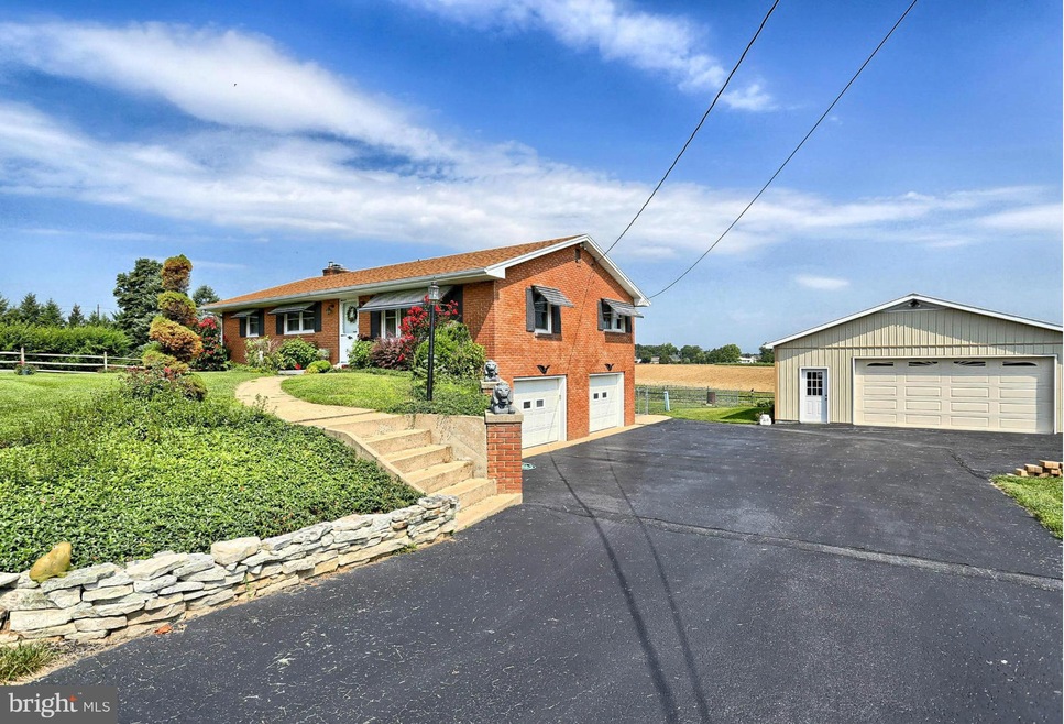 1555 Siloam Rd, Chambersburg, PA 17201 - photo 1