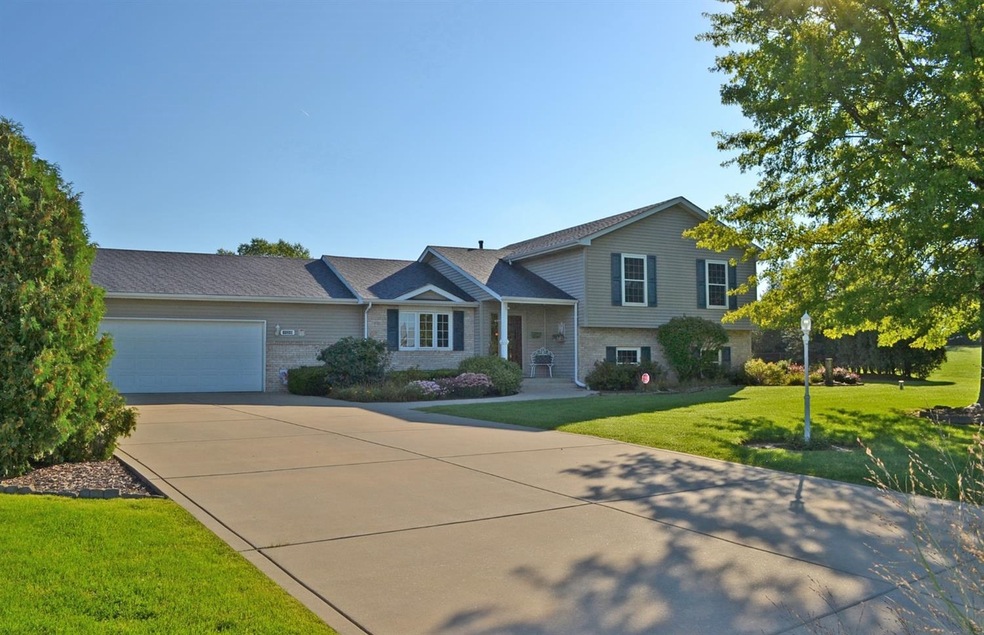 10265 Cass St, Crown Point, IN 46307 - photo 1