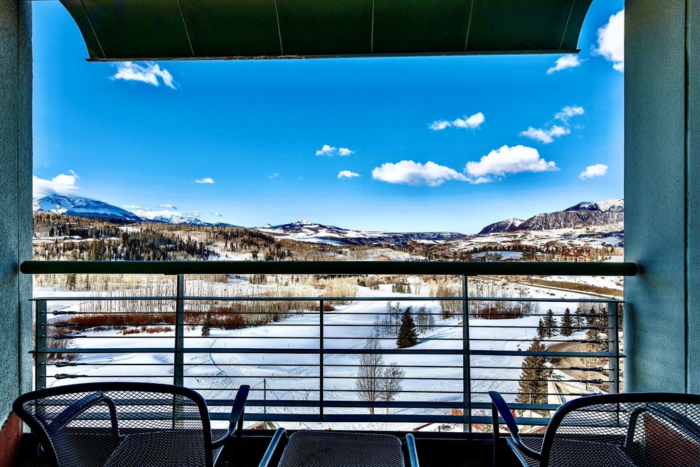 Rm 408_Peaks Hotel_MLS_008