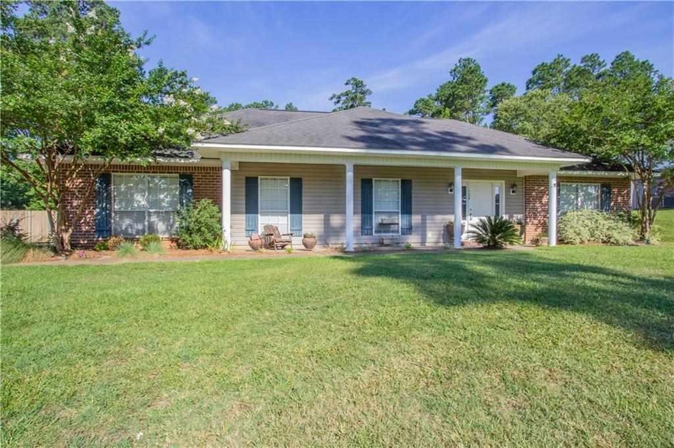 134 Pinewood Ave, Pineville, LA 71360 - photo 1