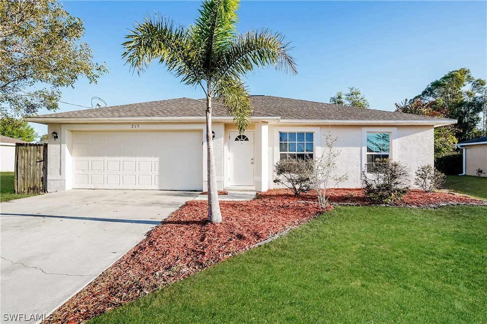 215 Manasota St, Fort Myers, FL 33913 - photo 1