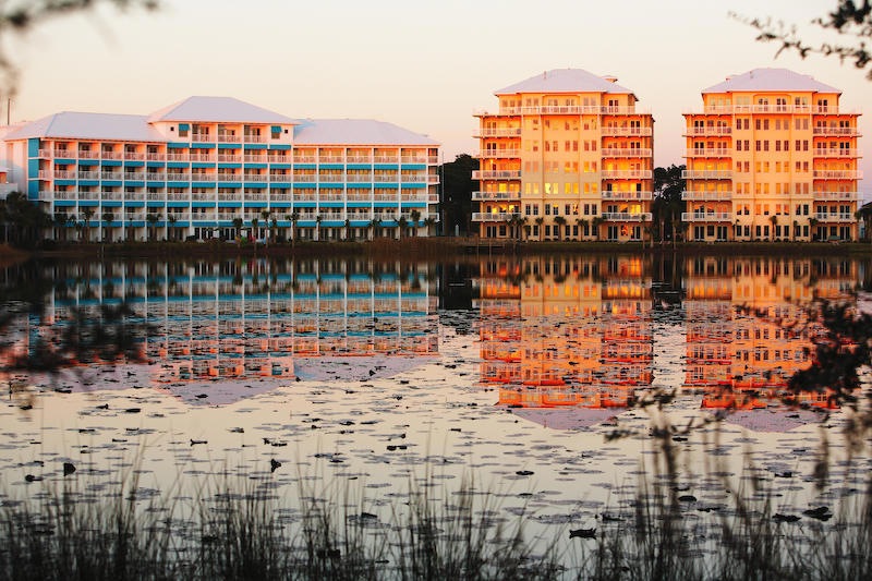 picture-7 SS SR Inn reflection