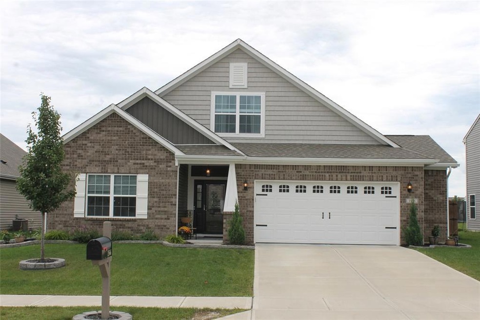 1566 Woodside Cir, Franklin, IN 46131 - photo 1