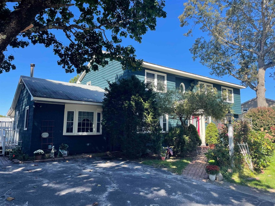 49 Cheyenne Dr, Nashua, NH 03063 - photo 1