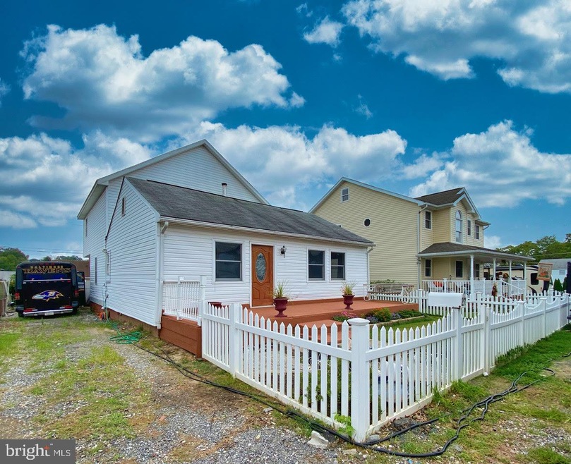 27 Compression Ct, Middle River, MD 21220 - photo 1