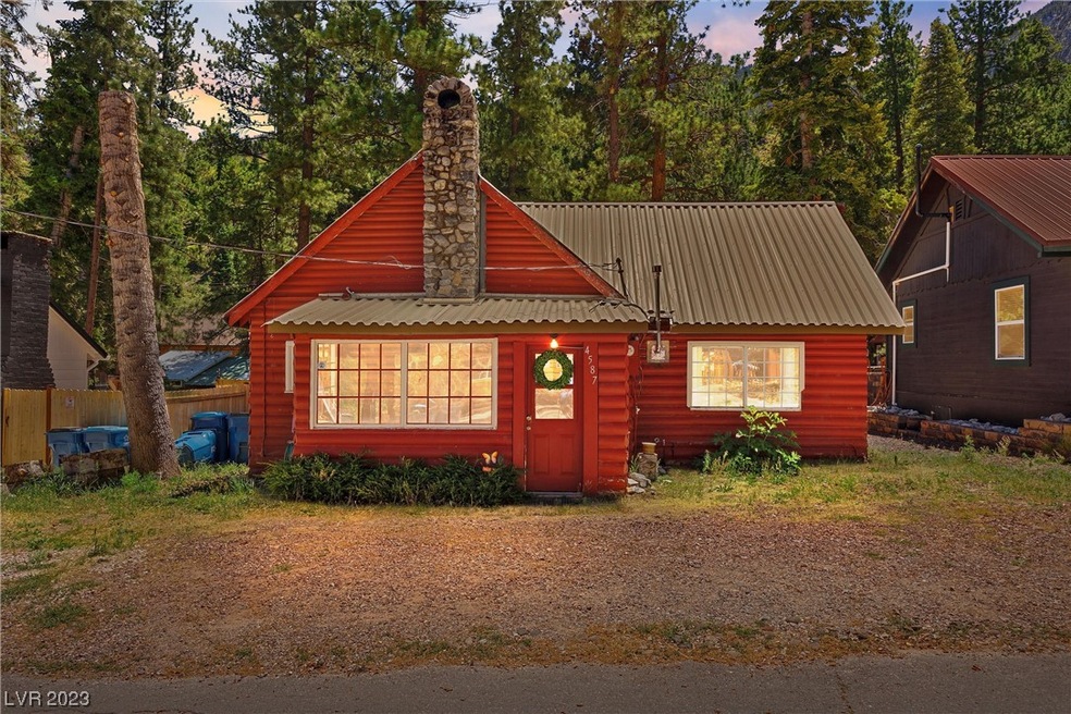 Looking for an adorable + affordable cabin in Mt.