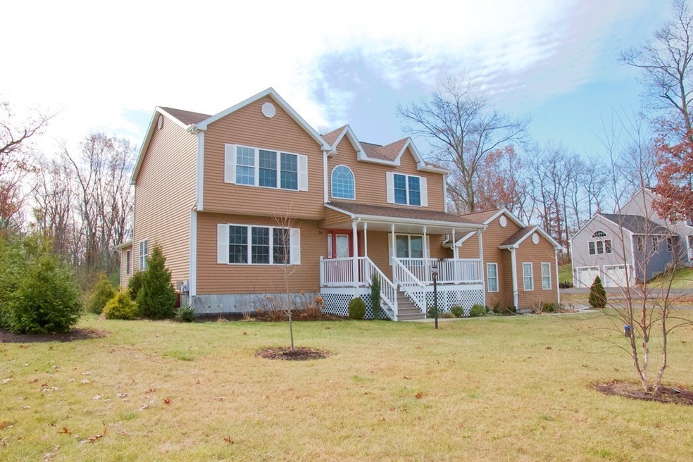 74 Eagle Dr, Dudley, MA 01571 - photo 1