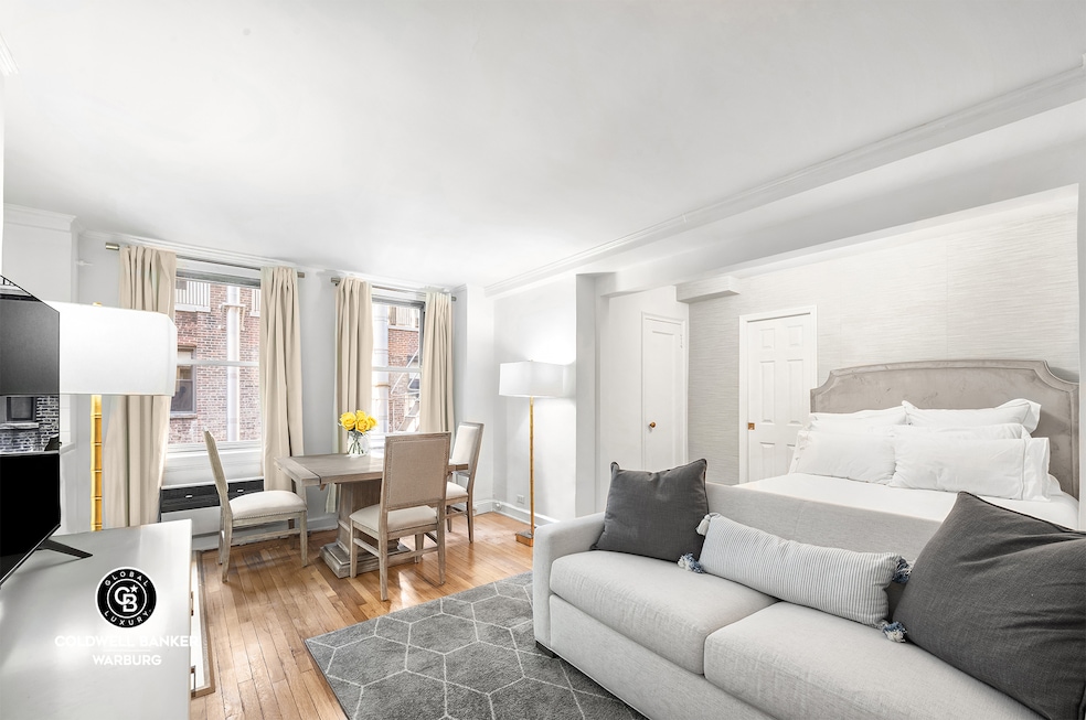 155 E 49th St unit 10D, New York, NY 10017 - photo 1