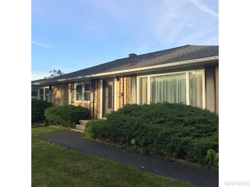 1589 Master St, North Tonawanda, NY 14120 - photo 1