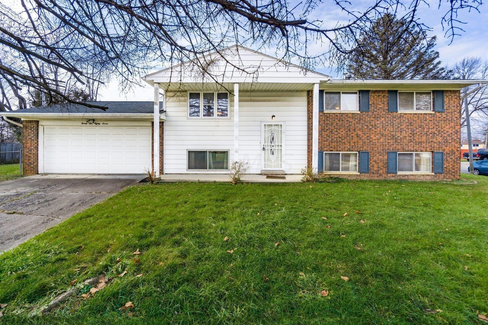 2487 Maybury Rd, Columbus, OH 43232 - photo 1