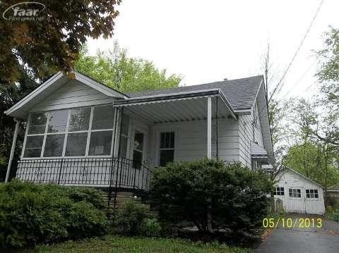 1742 Nebraska Ave, Flint, MI 48506 - photo 1