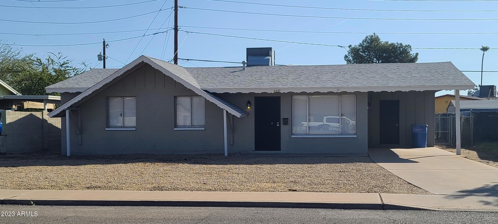 2237 N 48th Ln, Phoenix, AZ 85035 - photo 1