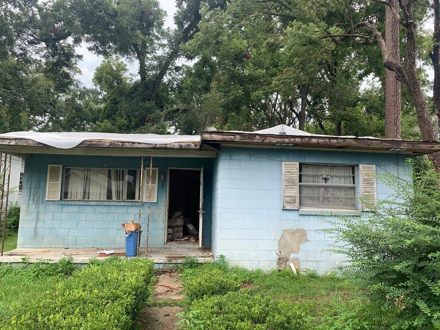 312 W Clay St, Thomasville, GA 31792 - photo 1