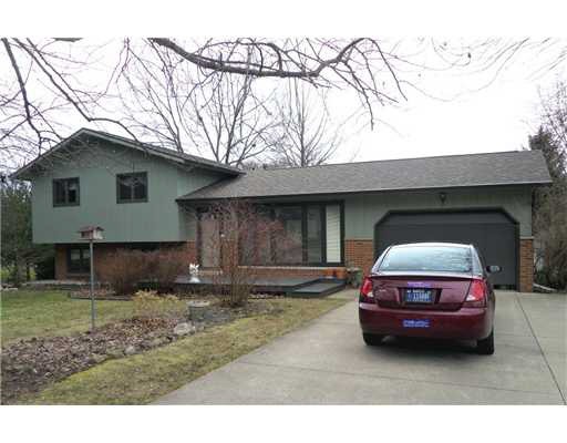 53209 Nadine St, South Bend, IN 46637 - photo 1