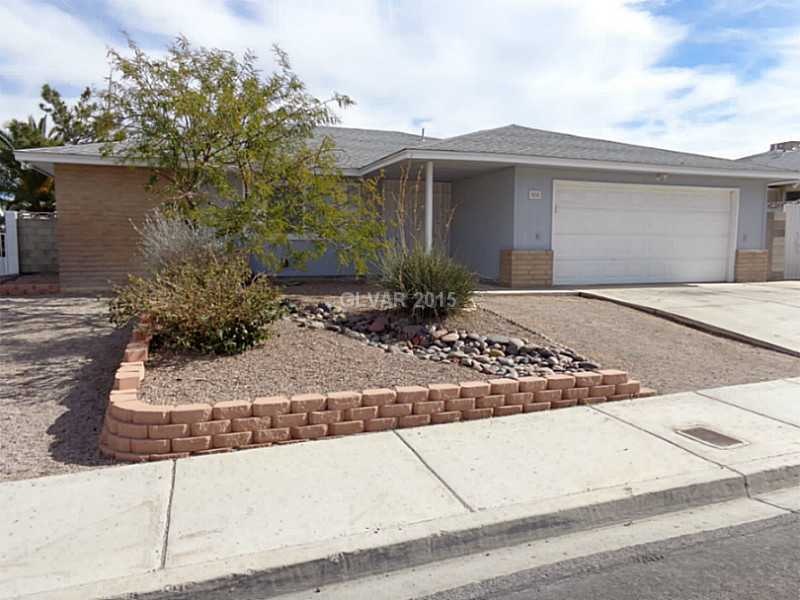 Facade/Exterior Front. EXCELLENT TURN KEY PROPERTY