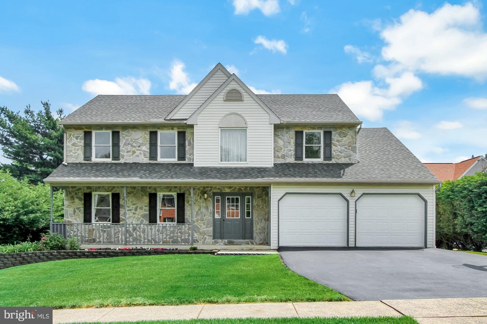 305 Bard Ave, Reading, PA 19608 - photo 1