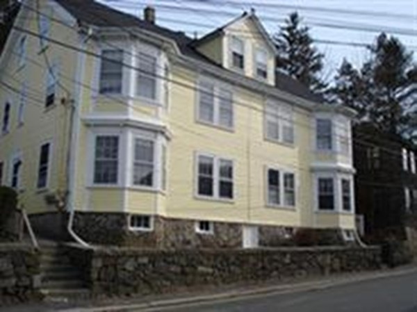 150 Pleasant St unit 1, Marblehead, MA 01945 - photo 1