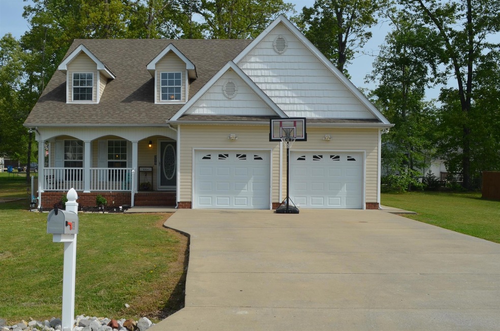 379 Indian Springs Cir, Manchester, TN 37355 - photo 1