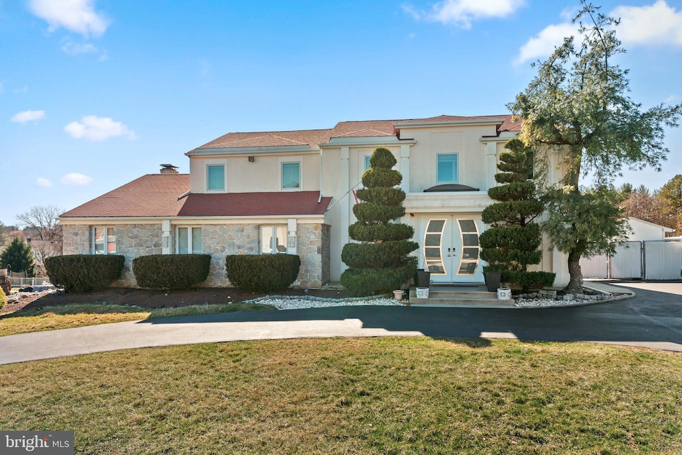 For Sale $879,000