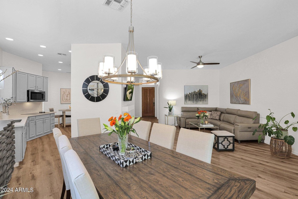 Dining to Kitchen