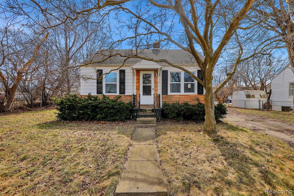 3505 Whitney Ave, Flint, MI 48503 - photo 1