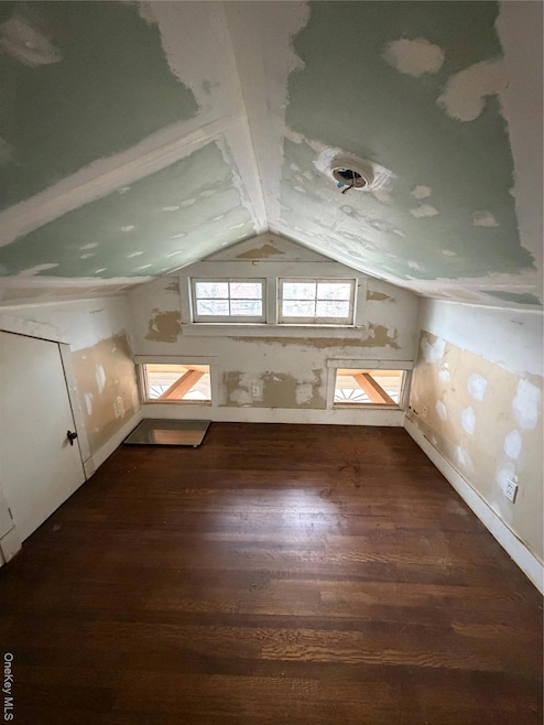 244 Tibbetts Rd, Yonkers, NY 10705 - photo 1