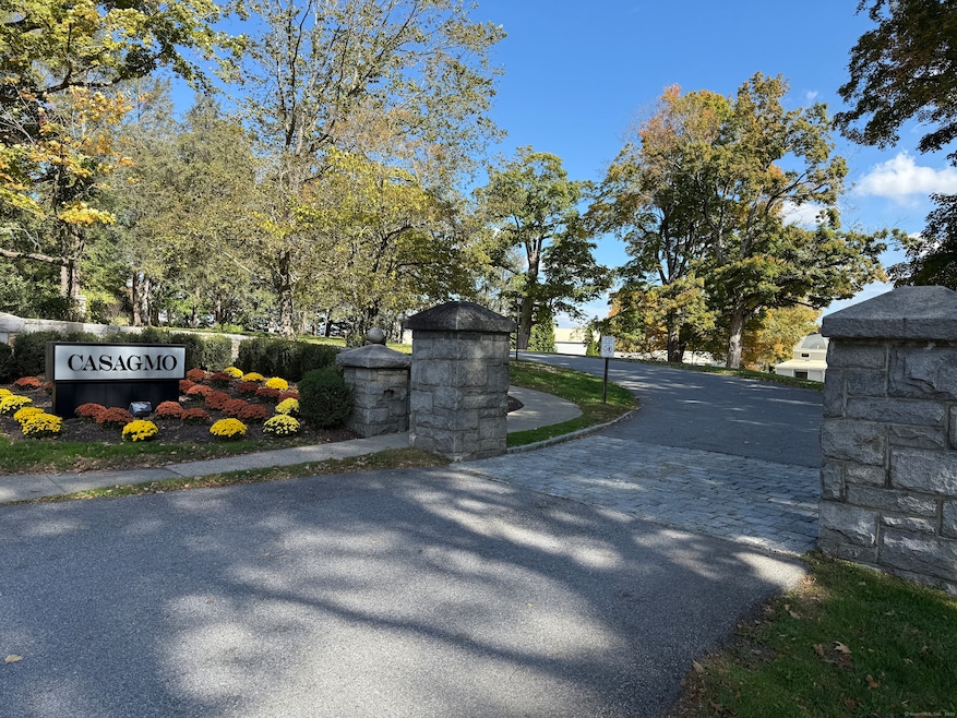 5 Stebbins Close, Ridgefield, CT 06877 - photo 1