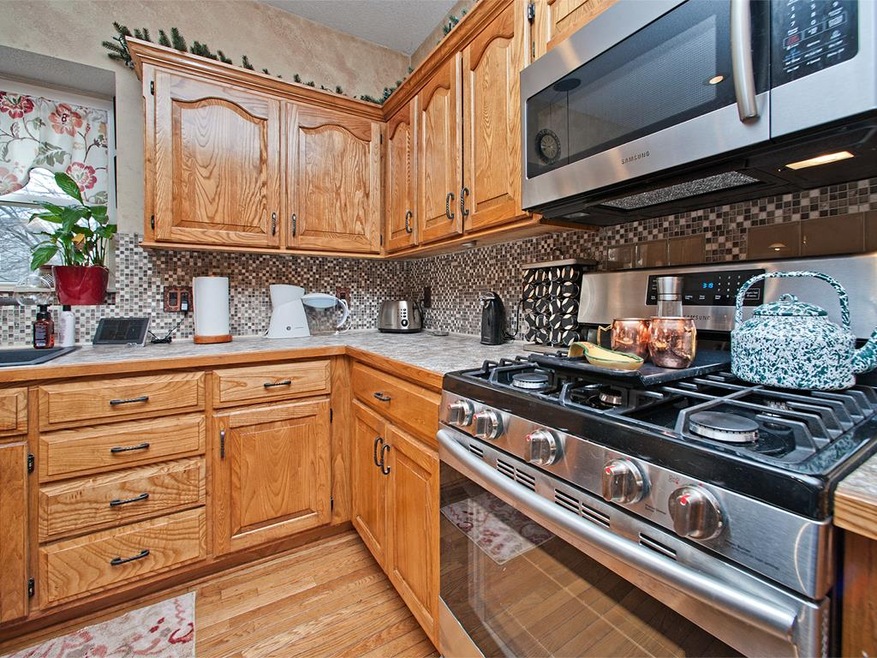 21417 W 58th St, Shawnee, KS 66218 - photo 1