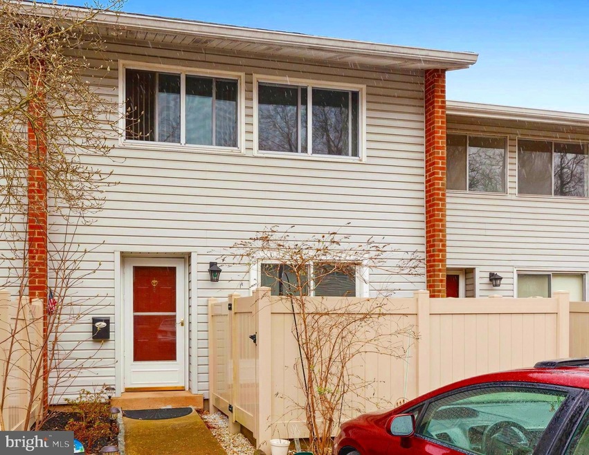 19 Ridgeway Square unit 104, Wilmington, DE 19810 - photo 1