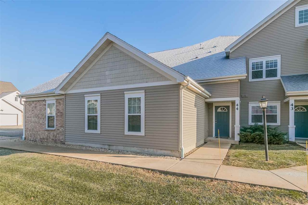 45 Corner Stone Way unit 44, Fitchburg, WI 53711 - photo 1