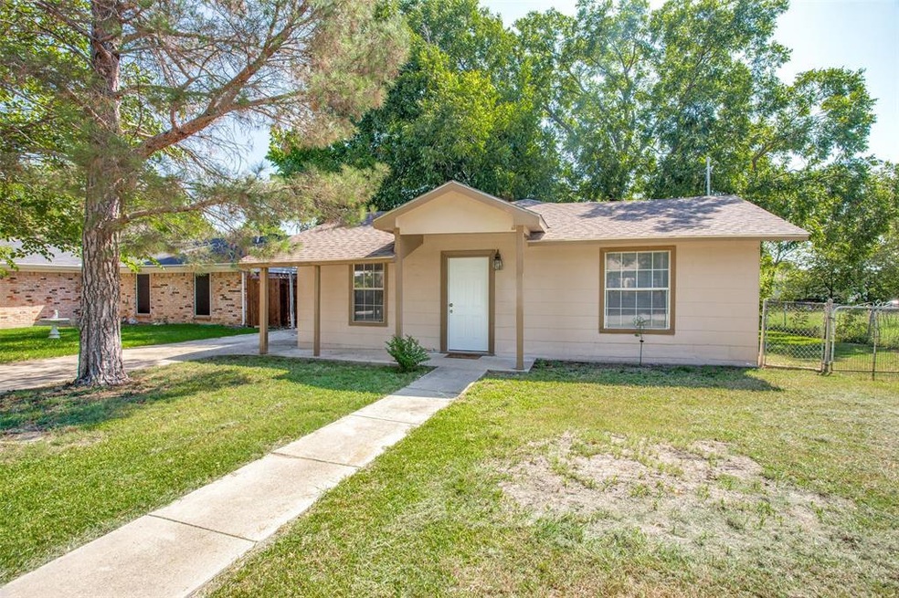 608 Bridle Ave, Fort Worth, TX 76108 - photo 1