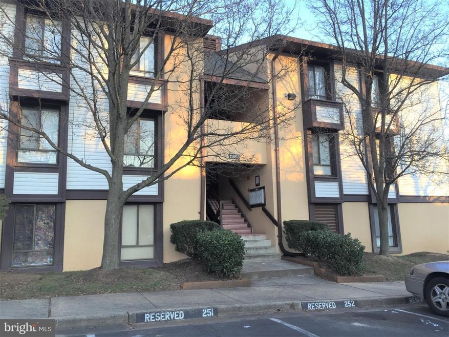 11603 Stoneview Square unit 22C, Reston, VA 20191 - photo 1