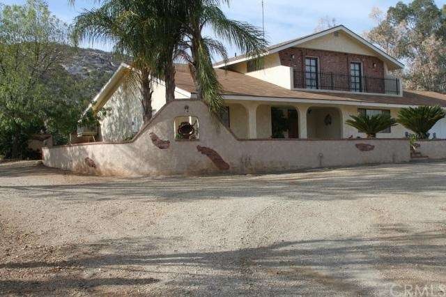 Architectural Spanish Wall For Front Patio
