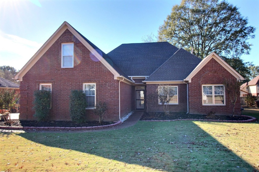 887 Ten Oaks Dr, Collierville, TN 38017 MLS 10160165