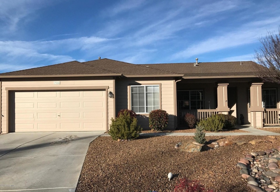 7938 E Prickly Pear front of home