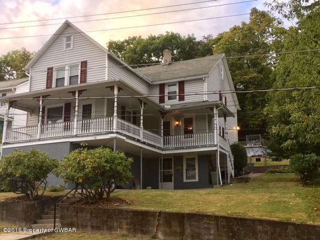 110 W Enterprise St, Glen Lyon, PA 18617 - photo 1