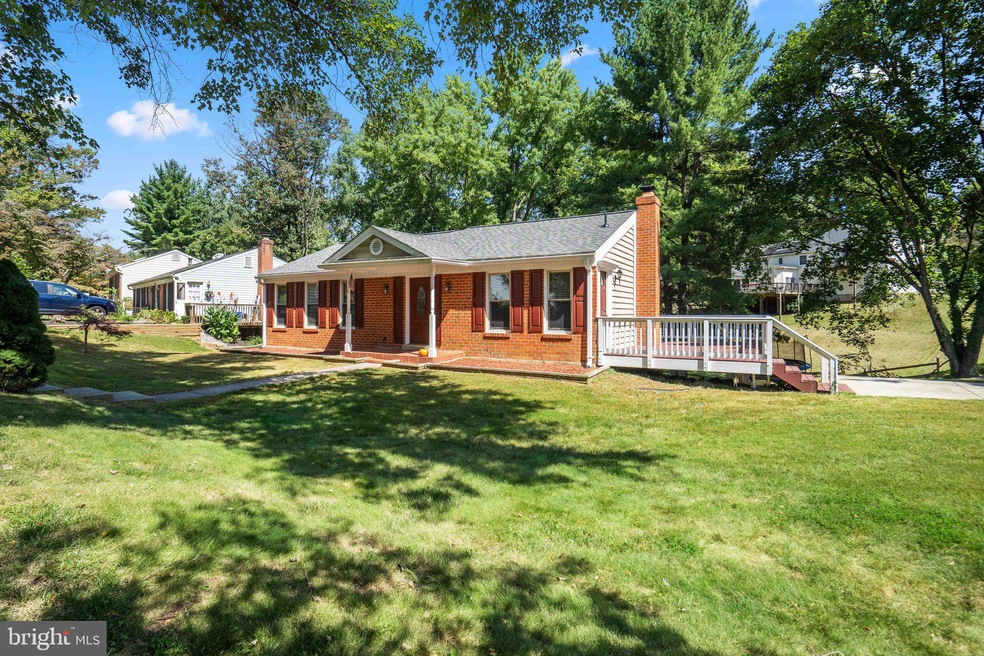 19001 Queens Cross Ln, Germantown, MD 20876 - photo 1