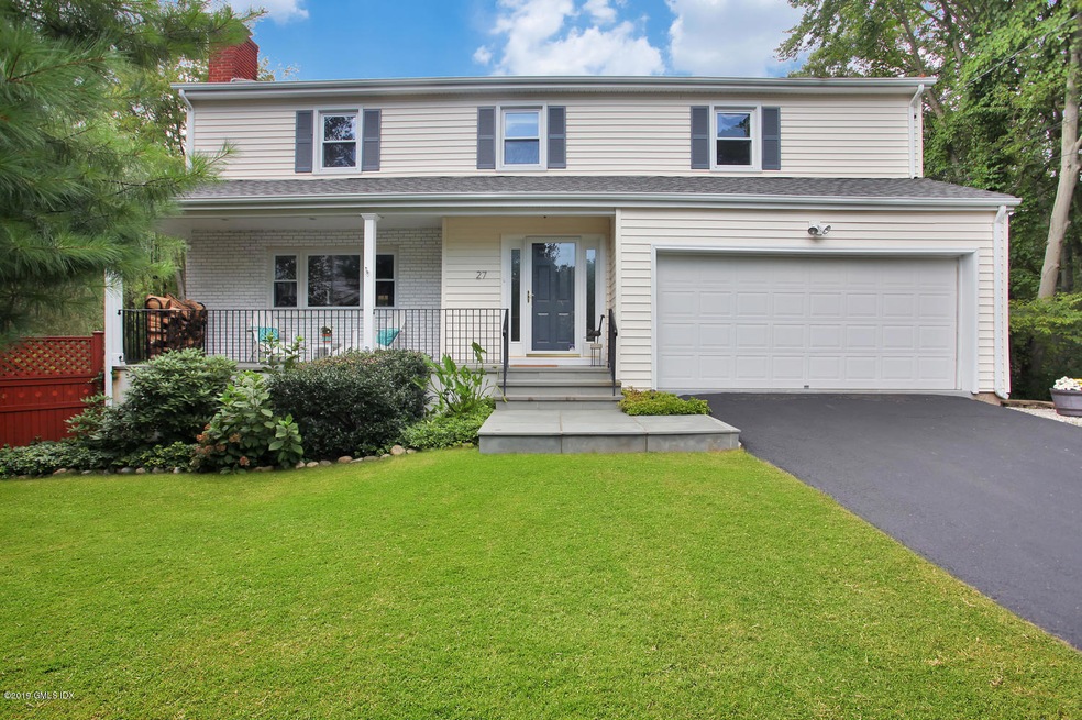 27 Griffith Rd Riverside CT-large-040-04