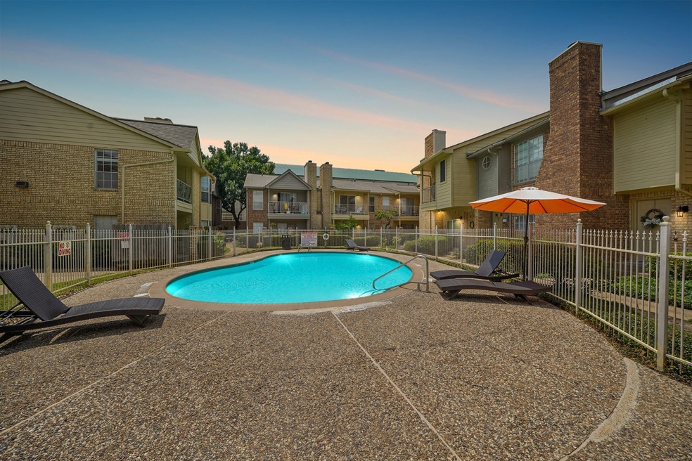 11201 Lynbrook Dr unit 3609, Houston, TX 77042 - photo 1