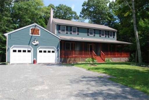 573 Union St, Rockland, MA 02370 - photo 1