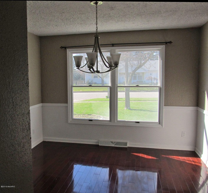 4534 Frontier Ave, Portage, MI 49024 - photo 1