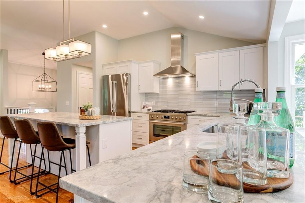 8 Cold Spring Rd, Barrington, RI 02806 - photo 1