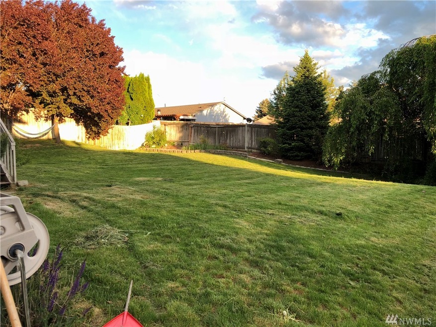 1008 12th St NE, East Wenatchee, WA 98802 - photo 1