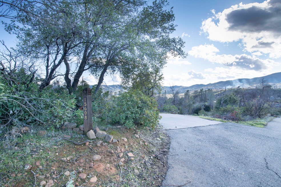 Drive Way