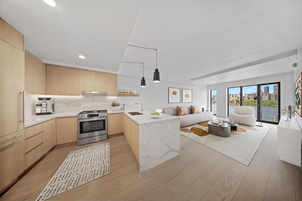 Sold $960,000 • Co-Listing Agent