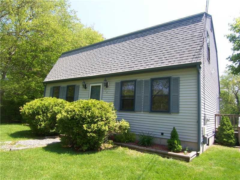 474 Curtis Corner Rd, Wakefield, RI 02879 - photo 1