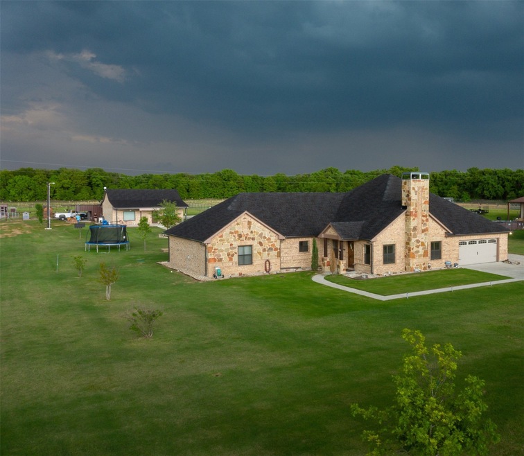 1186 County Road 4698, Boyd, TX 76023 - photo 1